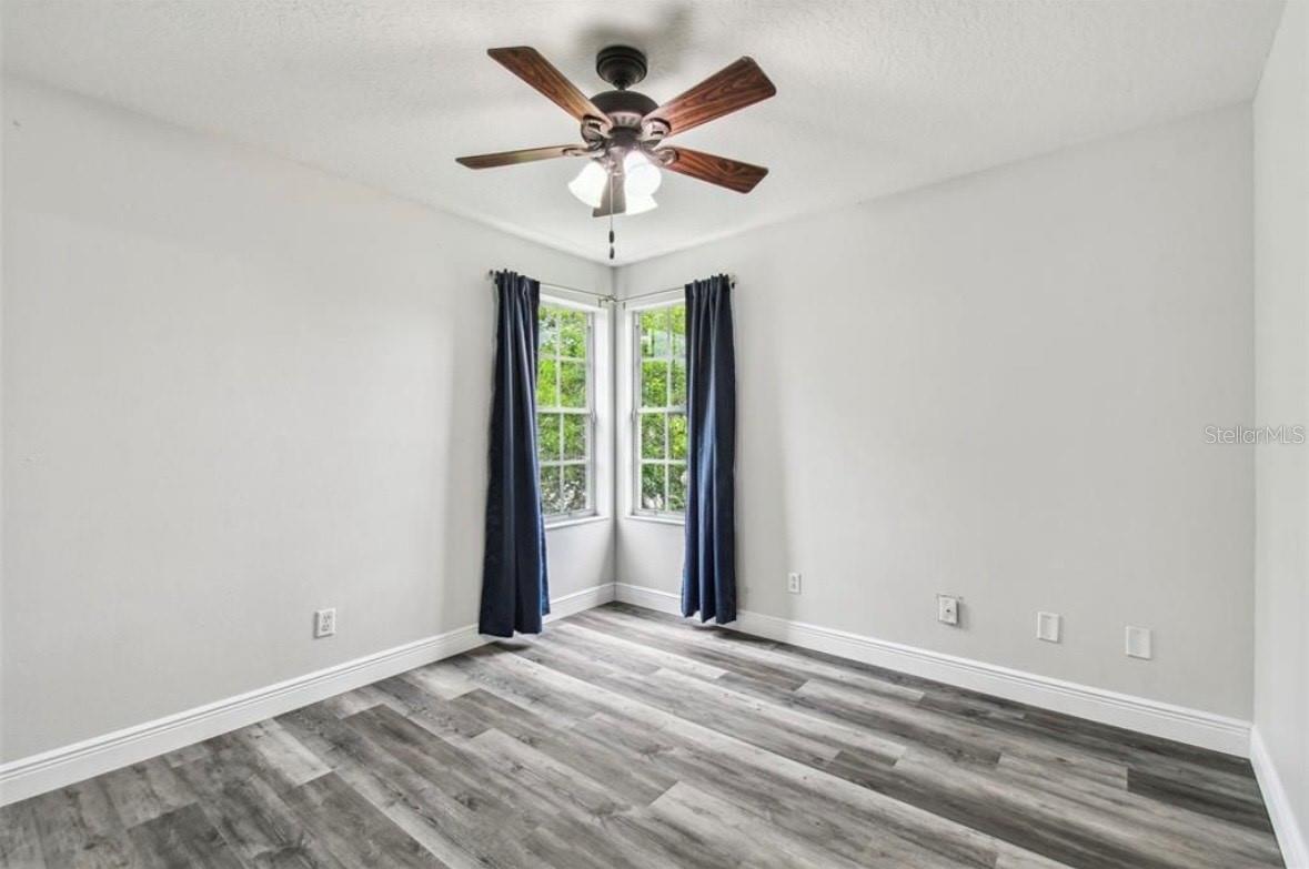 TAMPA PALMS AREA 2 5C UNIT 2A - Residential Lease