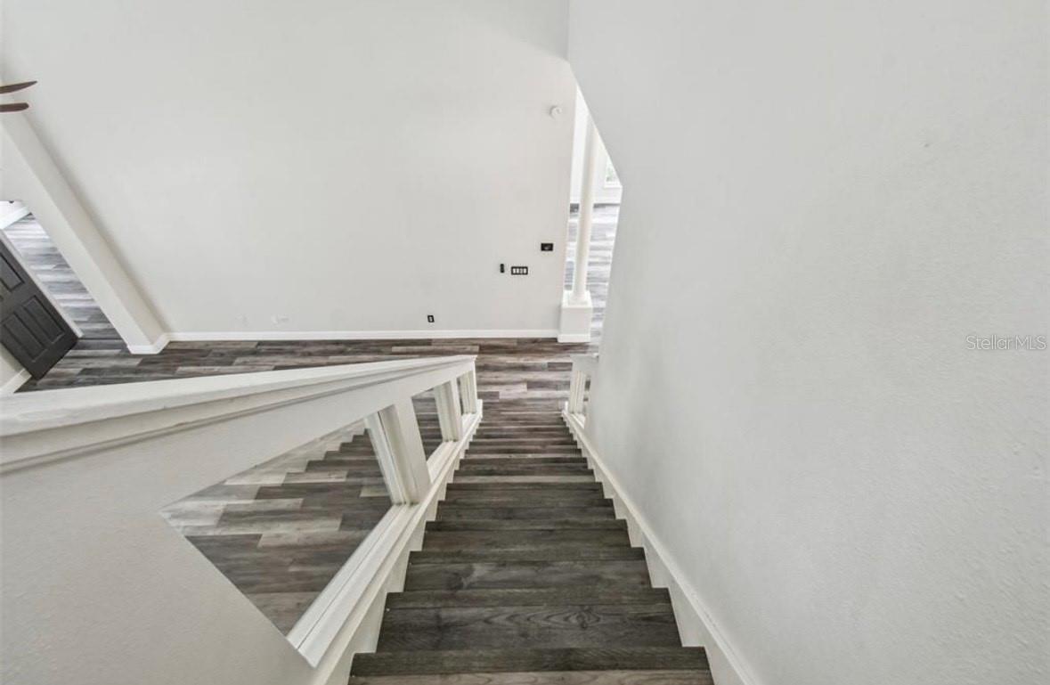 TAMPA PALMS AREA 2 5C UNIT 2A - Residential Lease