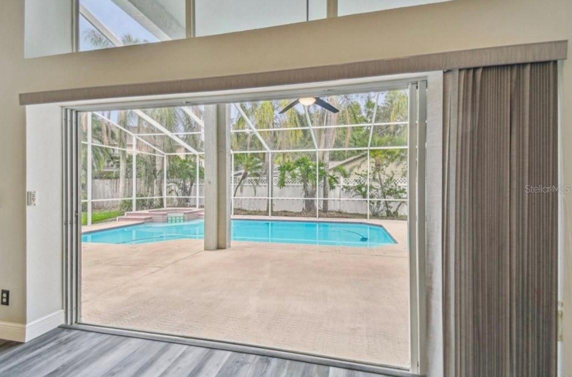 TAMPA PALMS AREA 2 5C UNIT 2A - Residential Lease