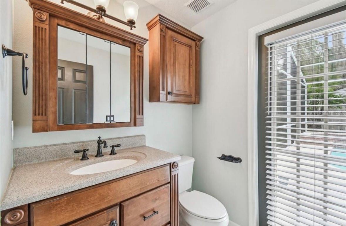 TAMPA PALMS AREA 2 5C UNIT 2A - Residential Lease