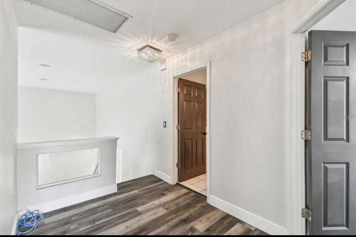 TAMPA PALMS AREA 2 5C UNIT 2A - Residential Lease