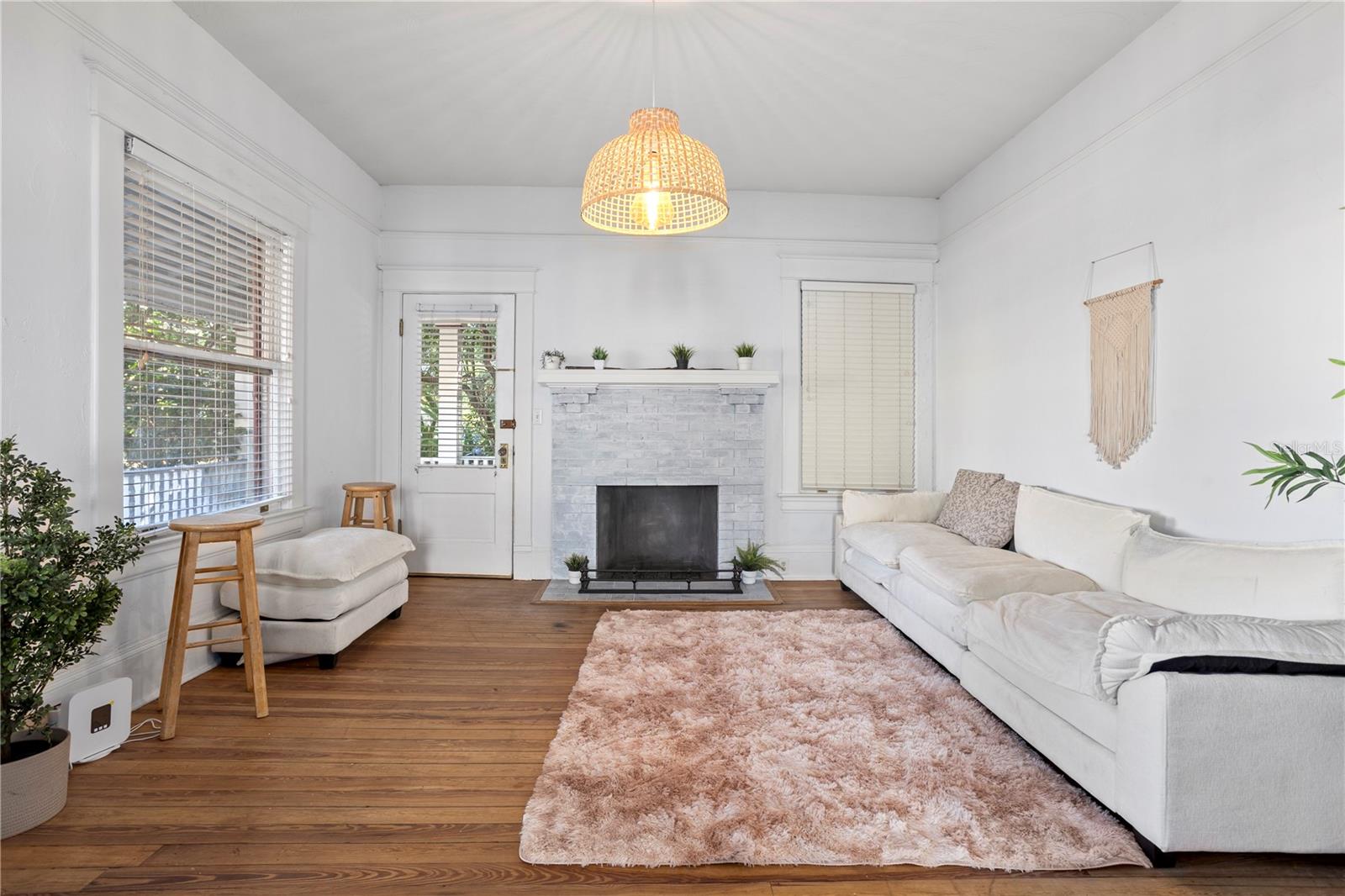 F T POYNTERS ADD - Residential