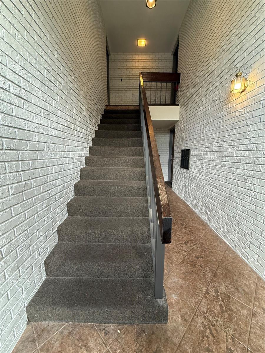 EAST LAKE WOODLANDS CONDO - Residential