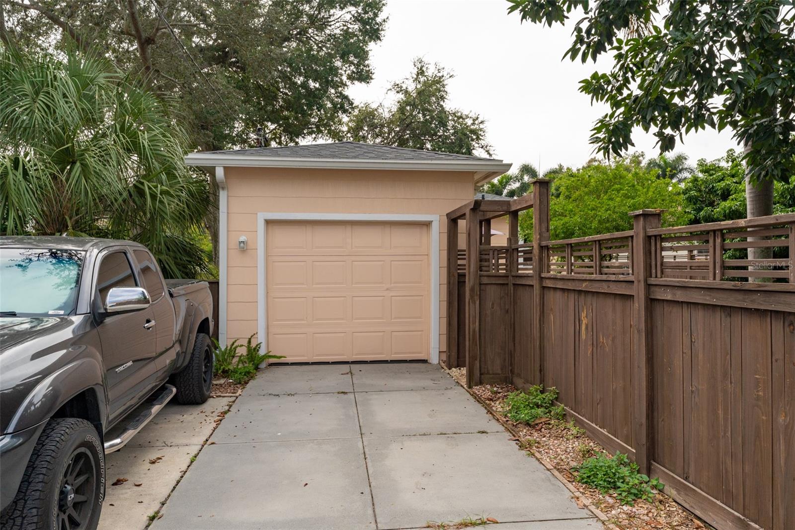 HILCREST - Residential