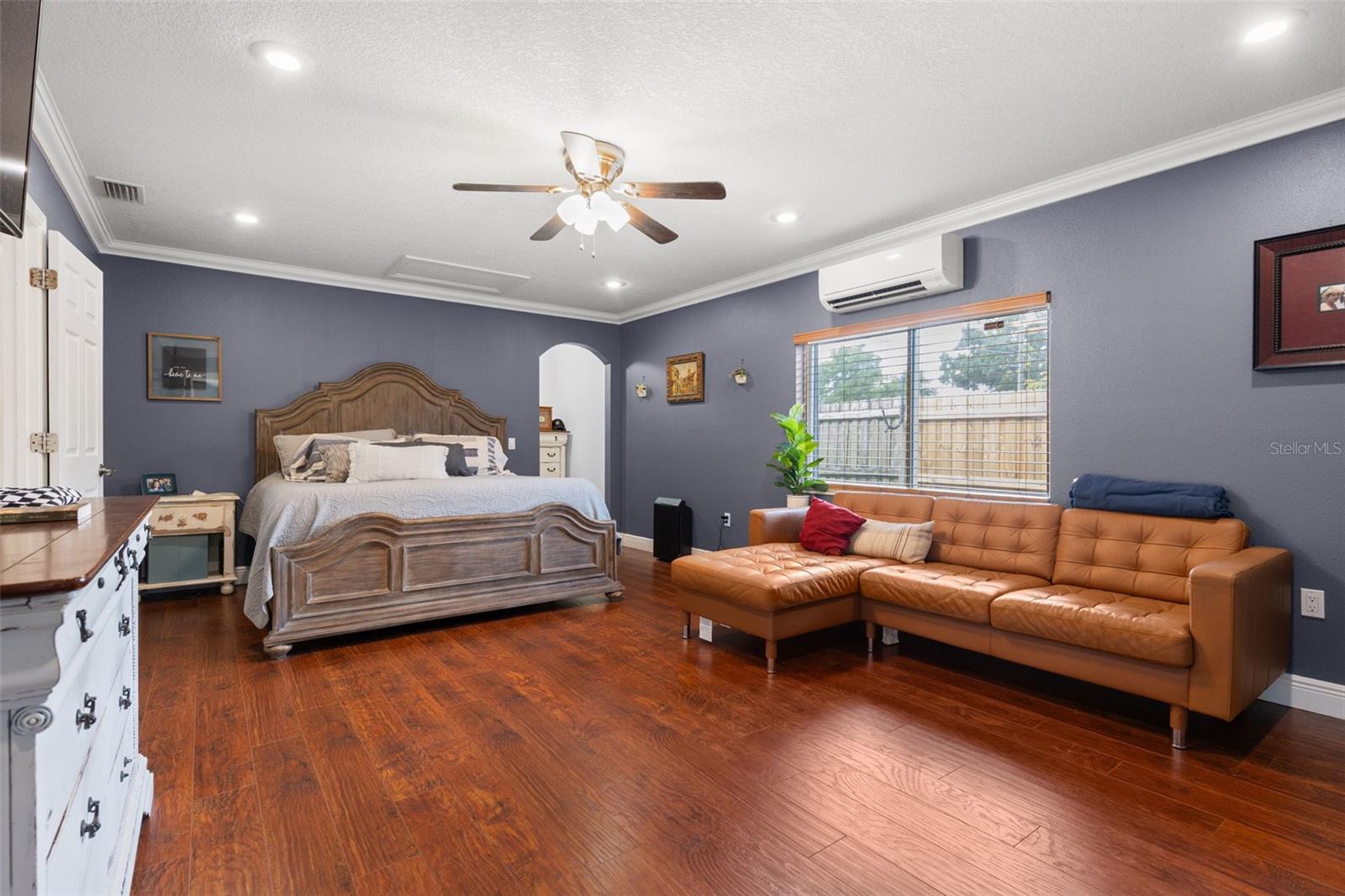 WINSTON PARK - Residential