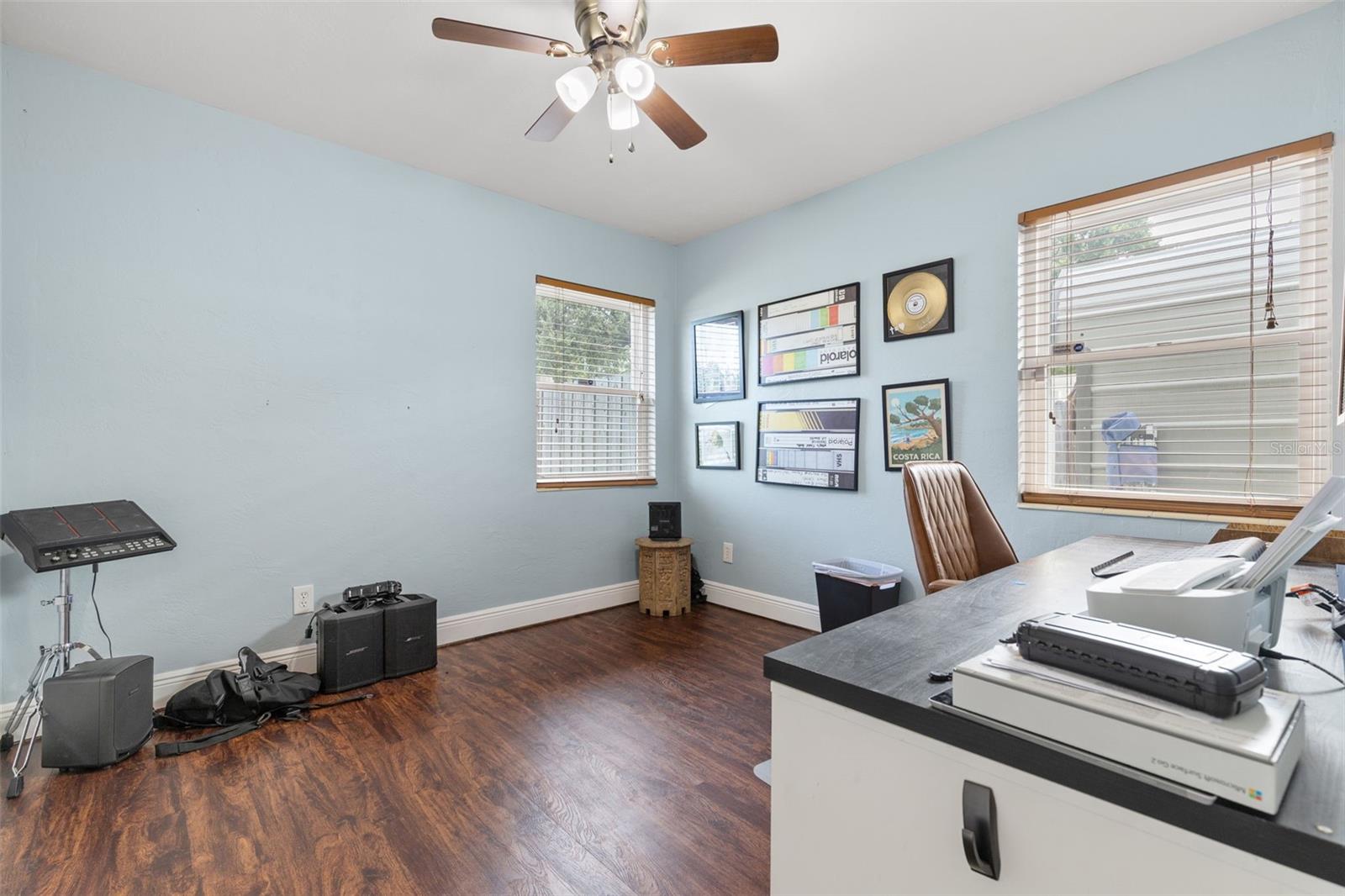 WINSTON PARK - Residential