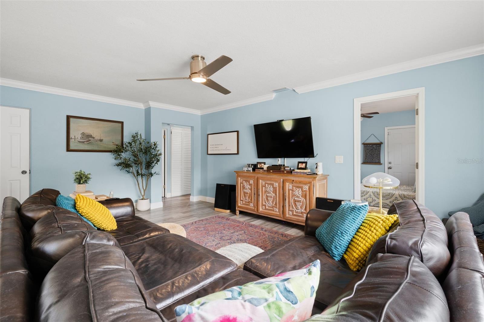 WINSTON PARK - Residential