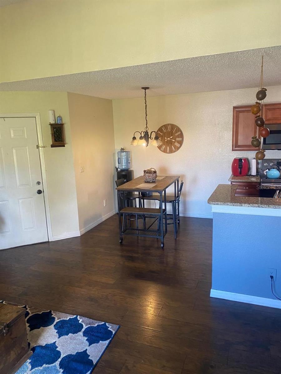 2030 CASCADES BOULEVARD 302