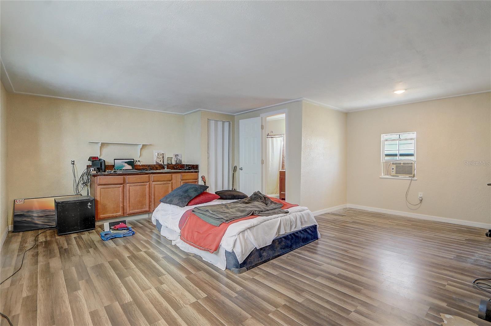 246 N OAK AVENUE ADU