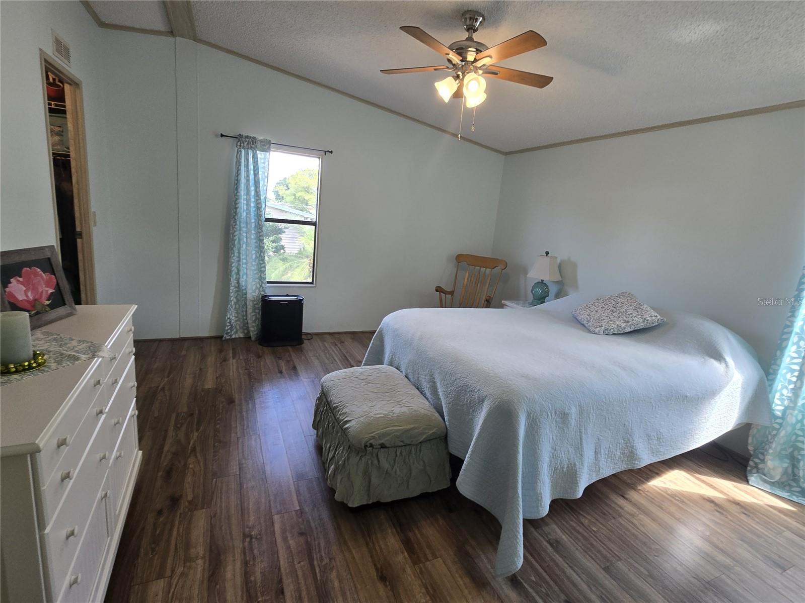 GARDEN GROVE OAKS - Residential