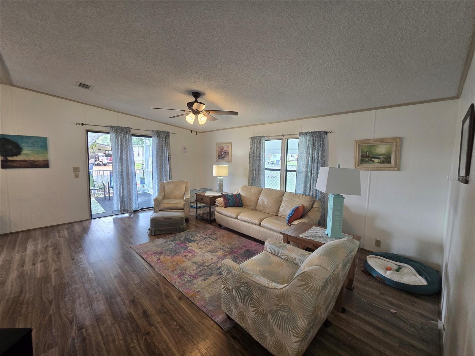 GARDEN GROVE OAKS - Residential