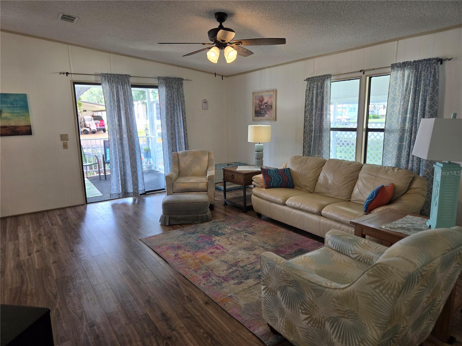 GARDEN GROVE OAKS - Residential