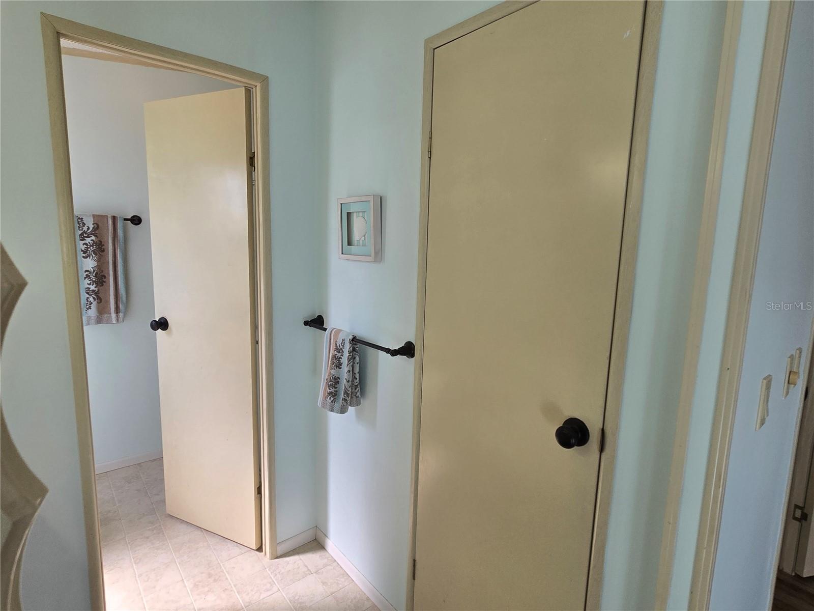 GARDEN GROVE OAKS - Residential