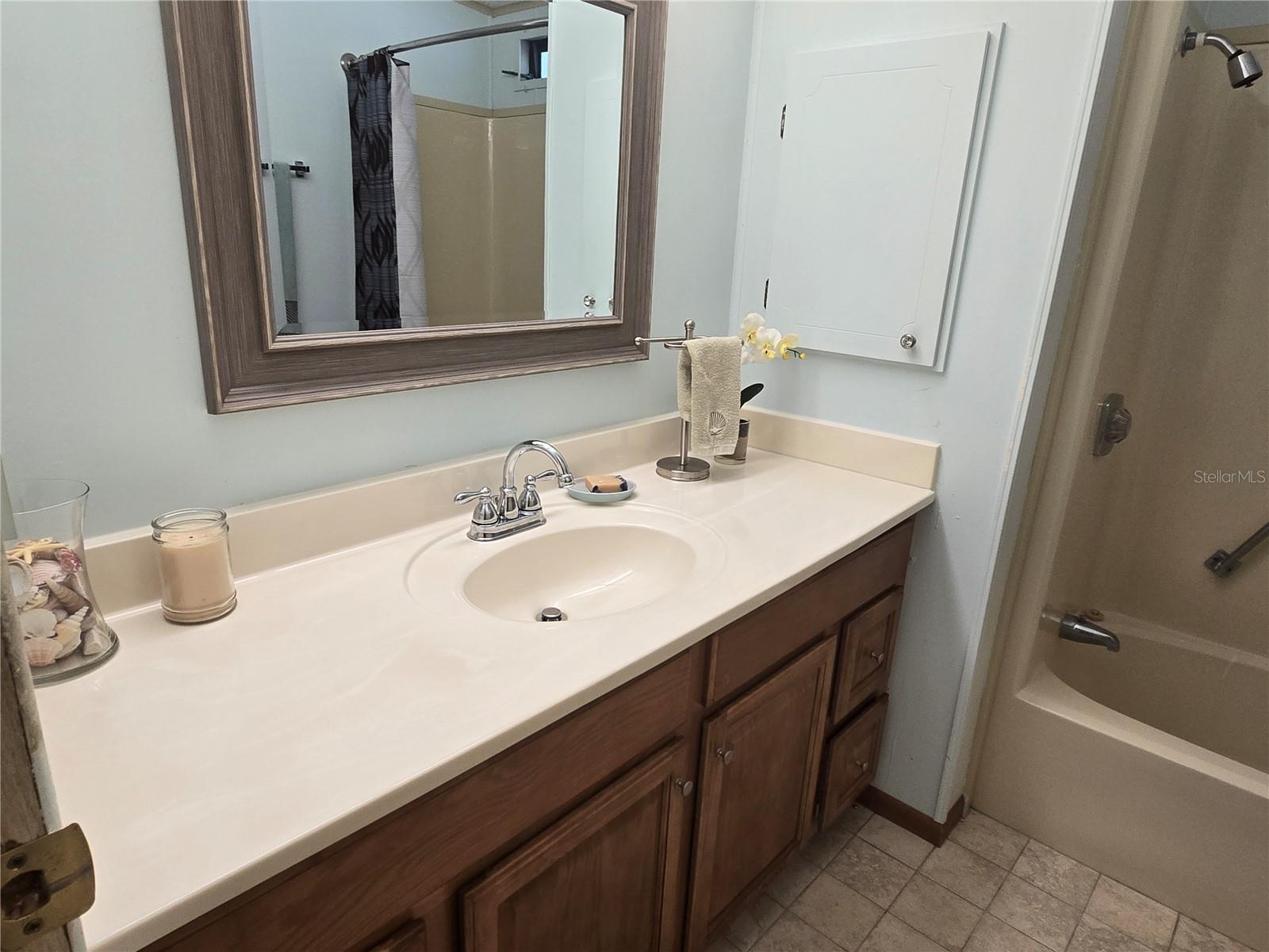 GARDEN GROVE OAKS - Residential