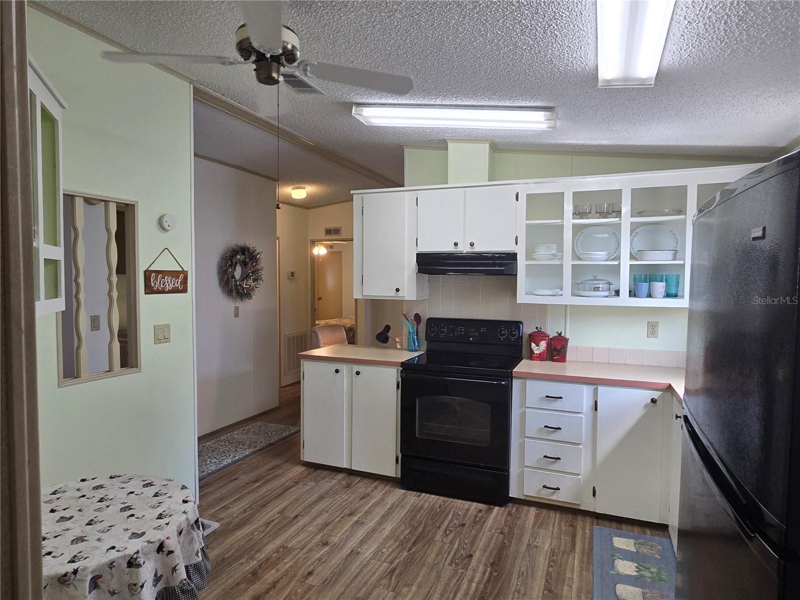 GARDEN GROVE OAKS - Residential