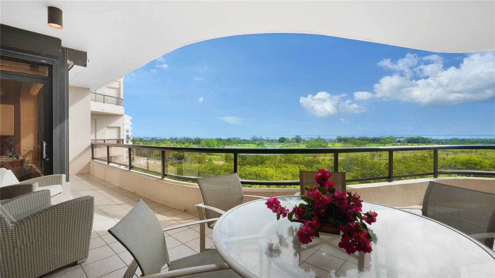 L AMBIANCE AT LONGBOAT KEY CLUB PH 02 - Residential