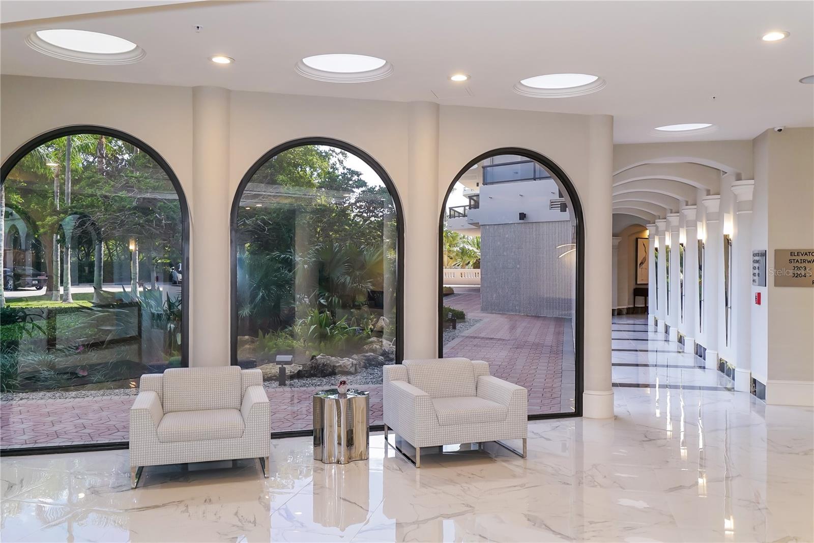 L AMBIANCE AT LONGBOAT KEY CLUB PH 02 - Residential