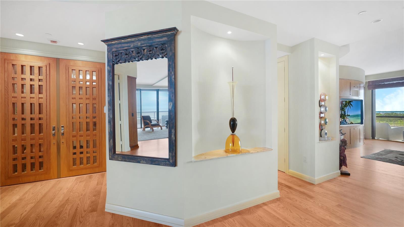 L AMBIANCE AT LONGBOAT KEY CLUB PH 02 - Residential