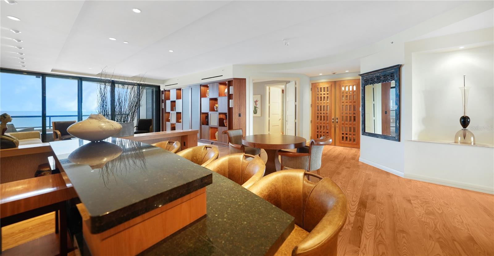 L AMBIANCE AT LONGBOAT KEY CLUB PH 02 - Residential