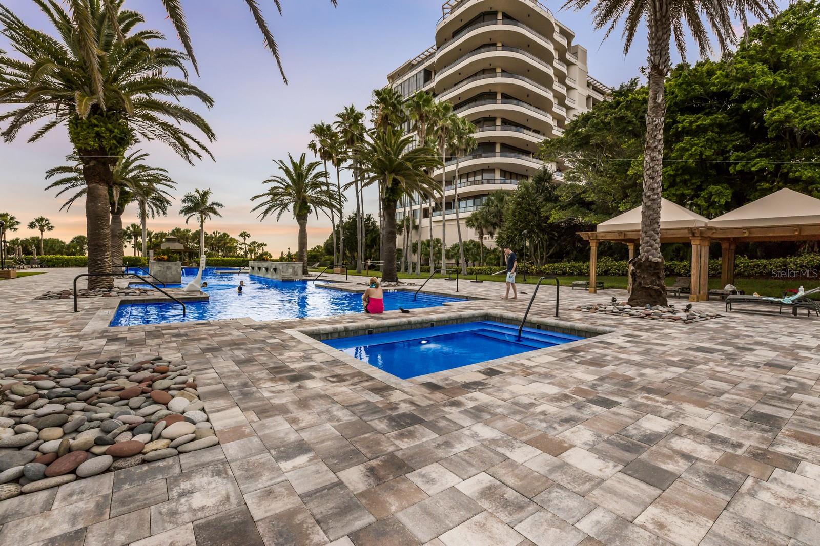 L AMBIANCE AT LONGBOAT KEY CLUB PH 02 - Residential