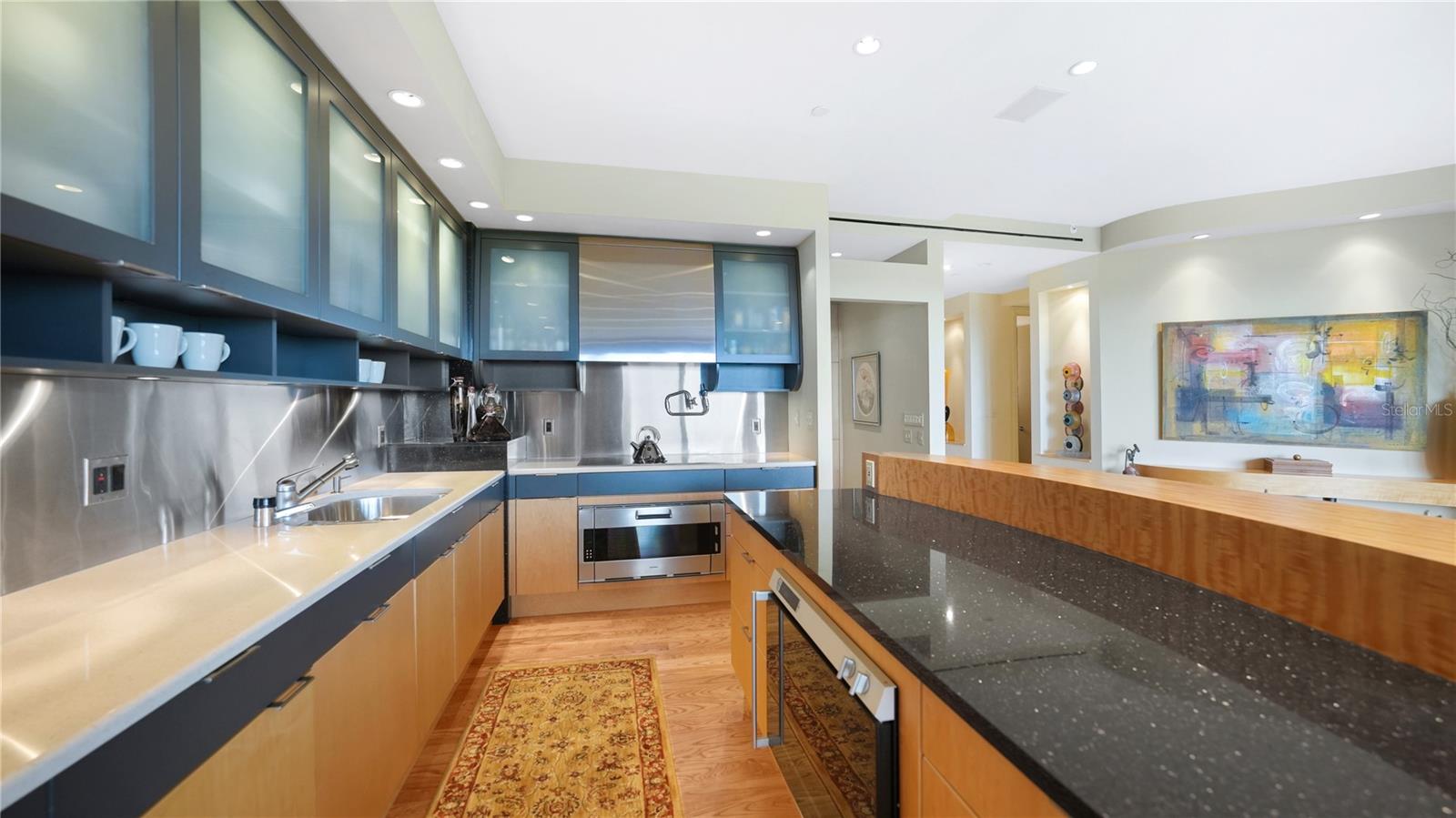 L AMBIANCE AT LONGBOAT KEY CLUB PH 02 - Residential