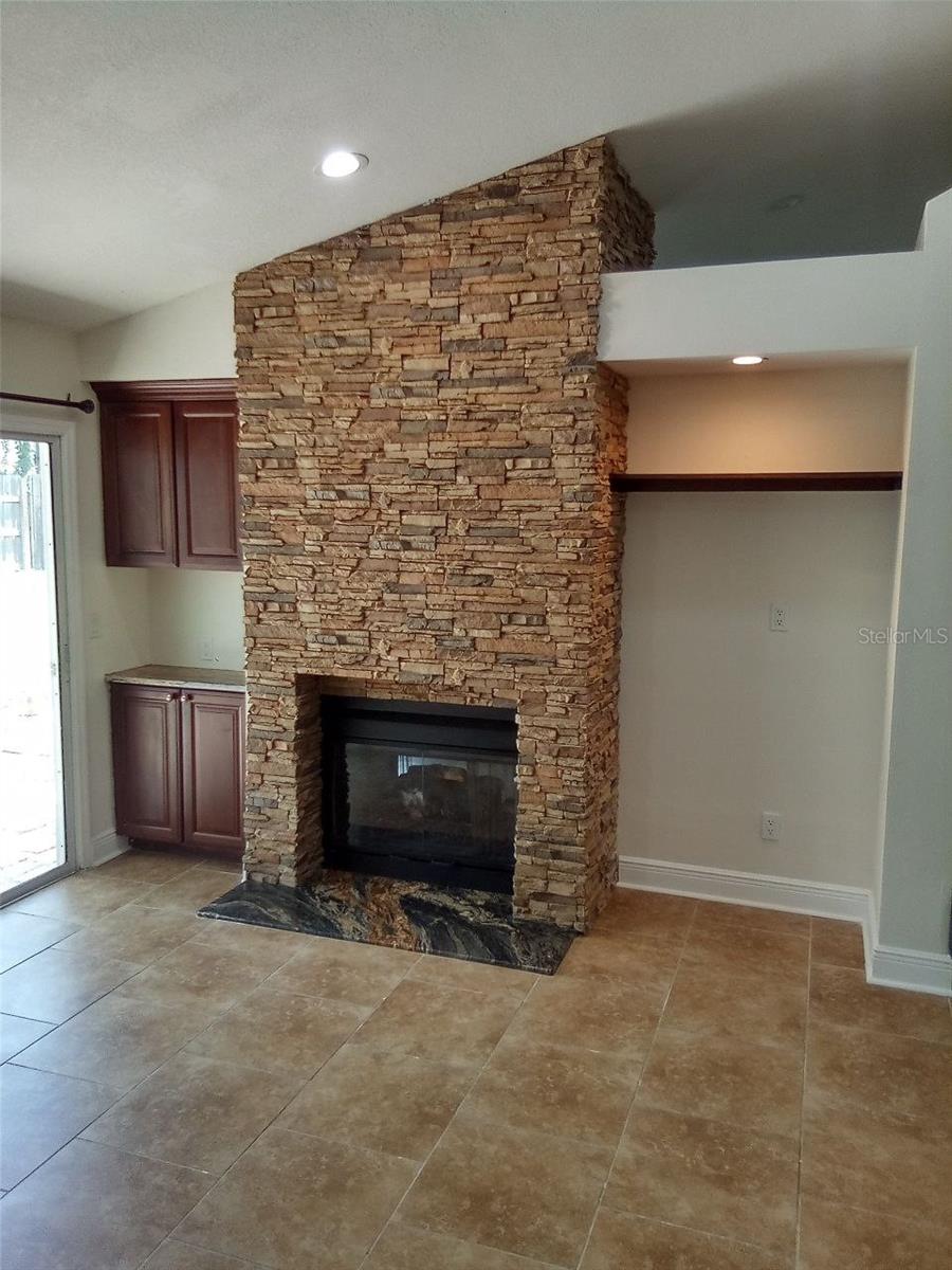 WALDEN LAKE UNIT 30 PH 11 S - Residential Lease