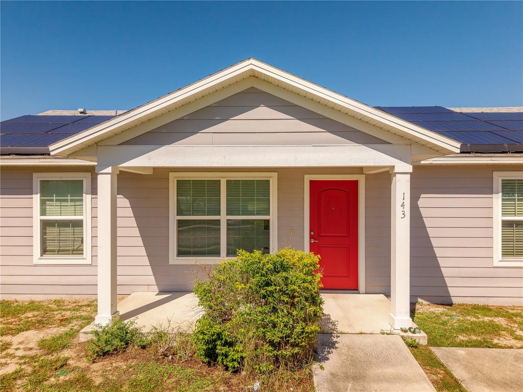 Photo of 143 W 13th Street, Apopka, FL 32703 (MLS # S5158592)