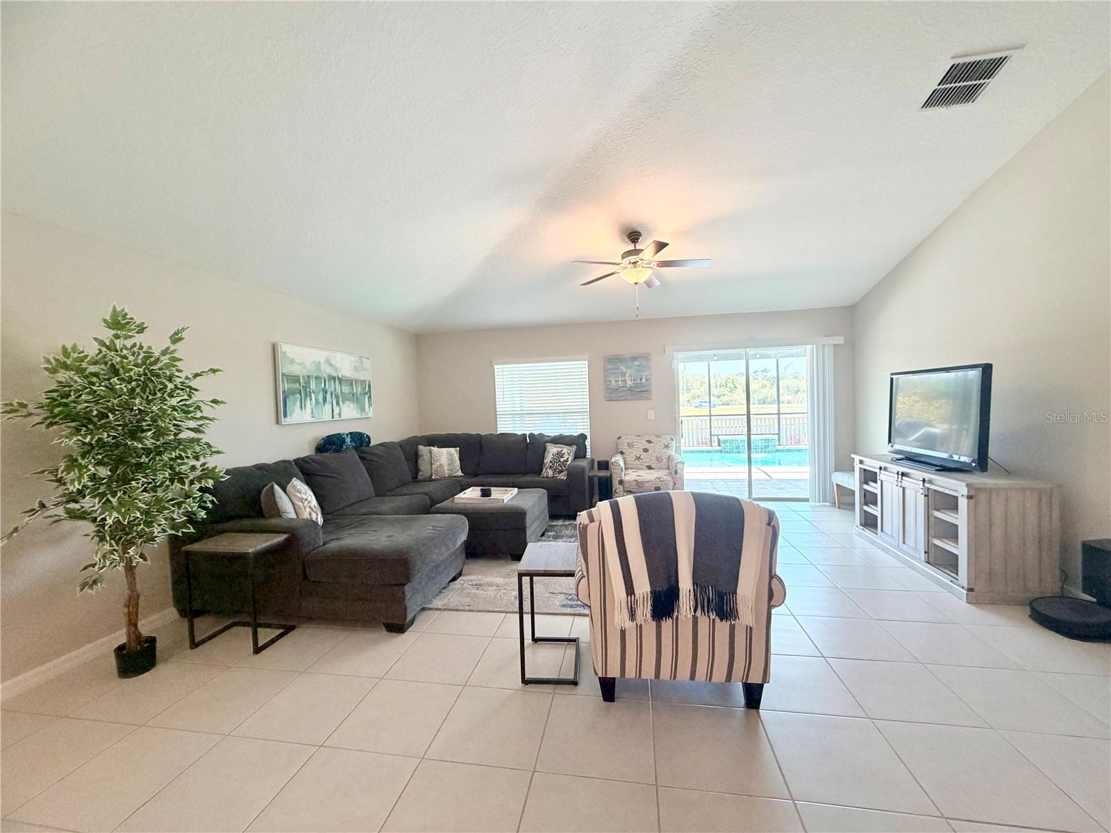 BELMONT SOUTH PH 2F - Residential