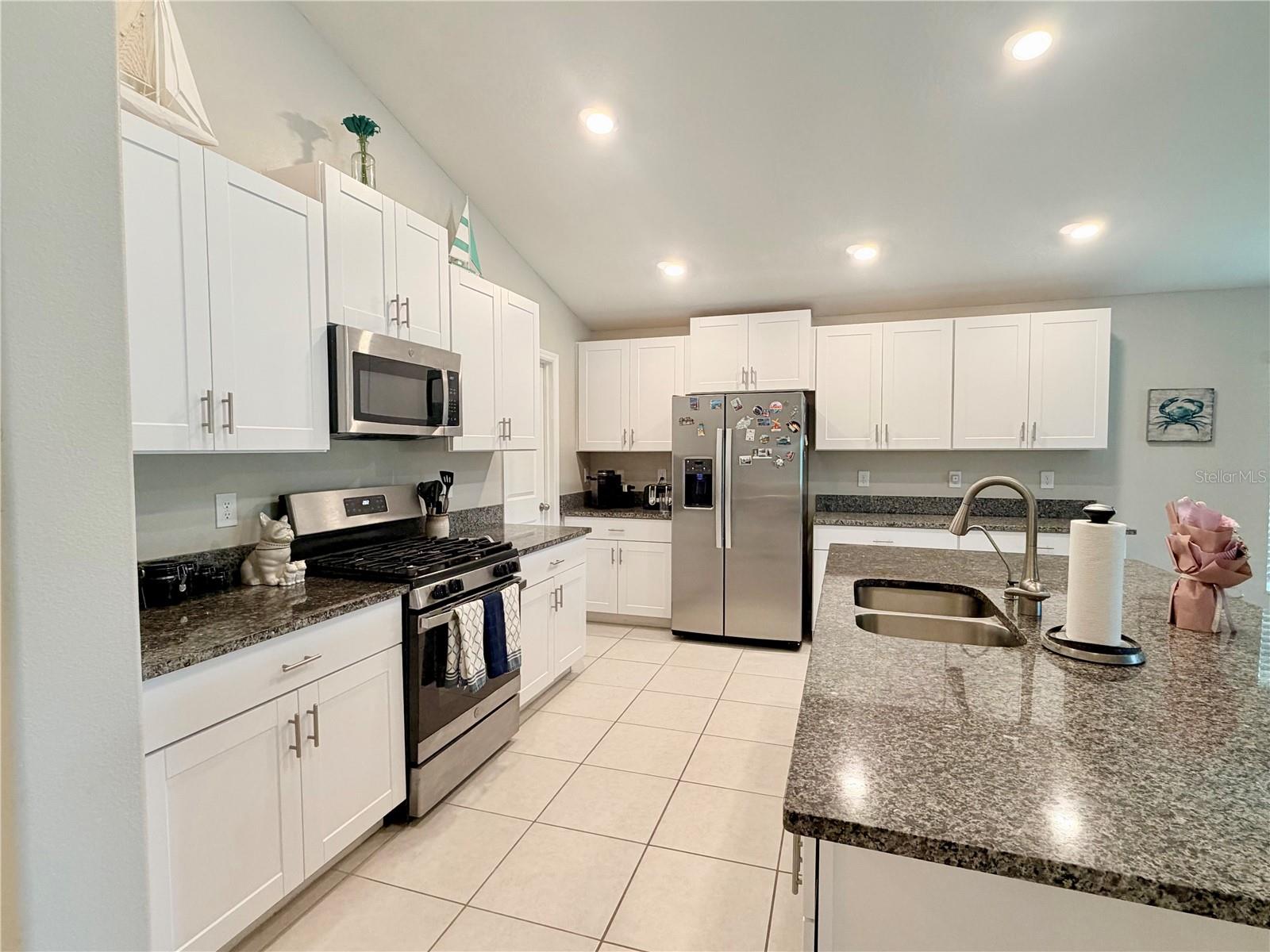 BELMONT SOUTH PH 2F - Residential