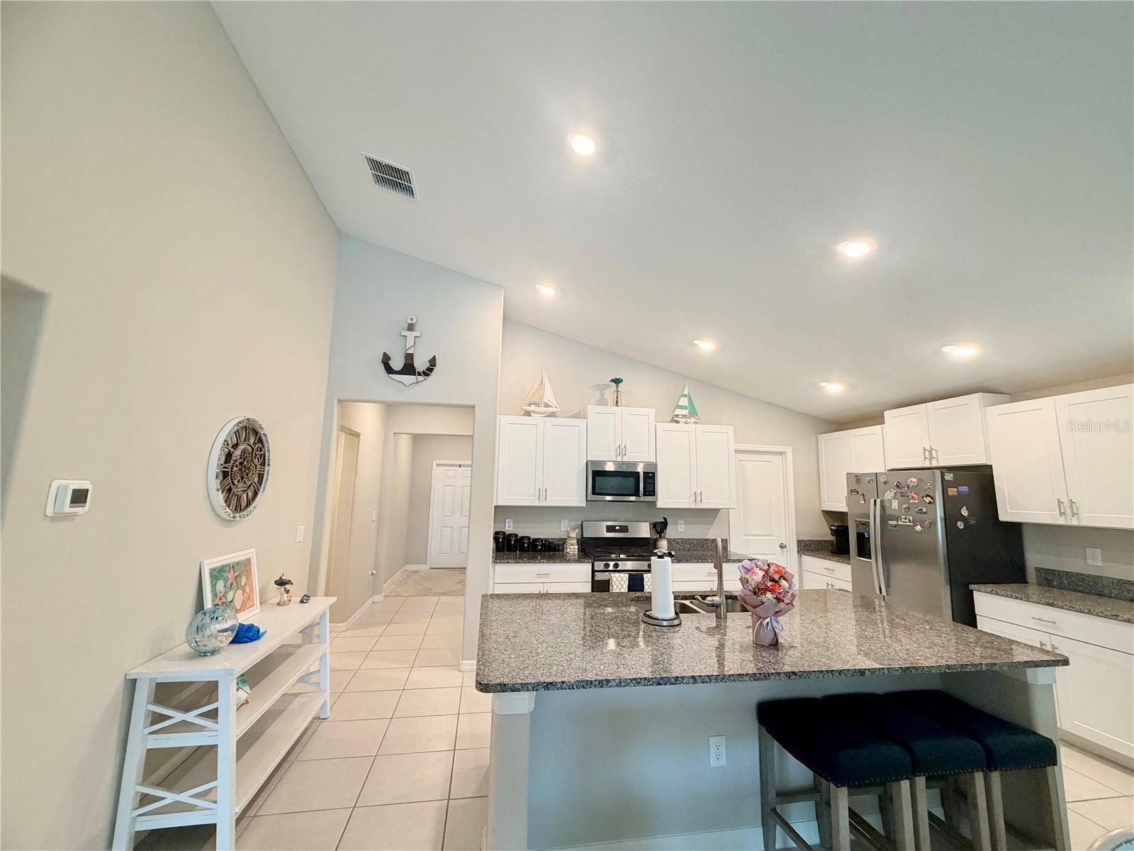 BELMONT SOUTH PH 2F - Residential