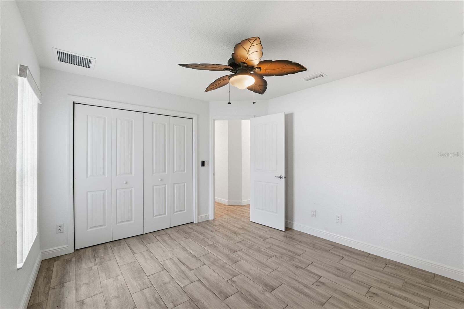 ROYAL HIGHLANDS - Residential