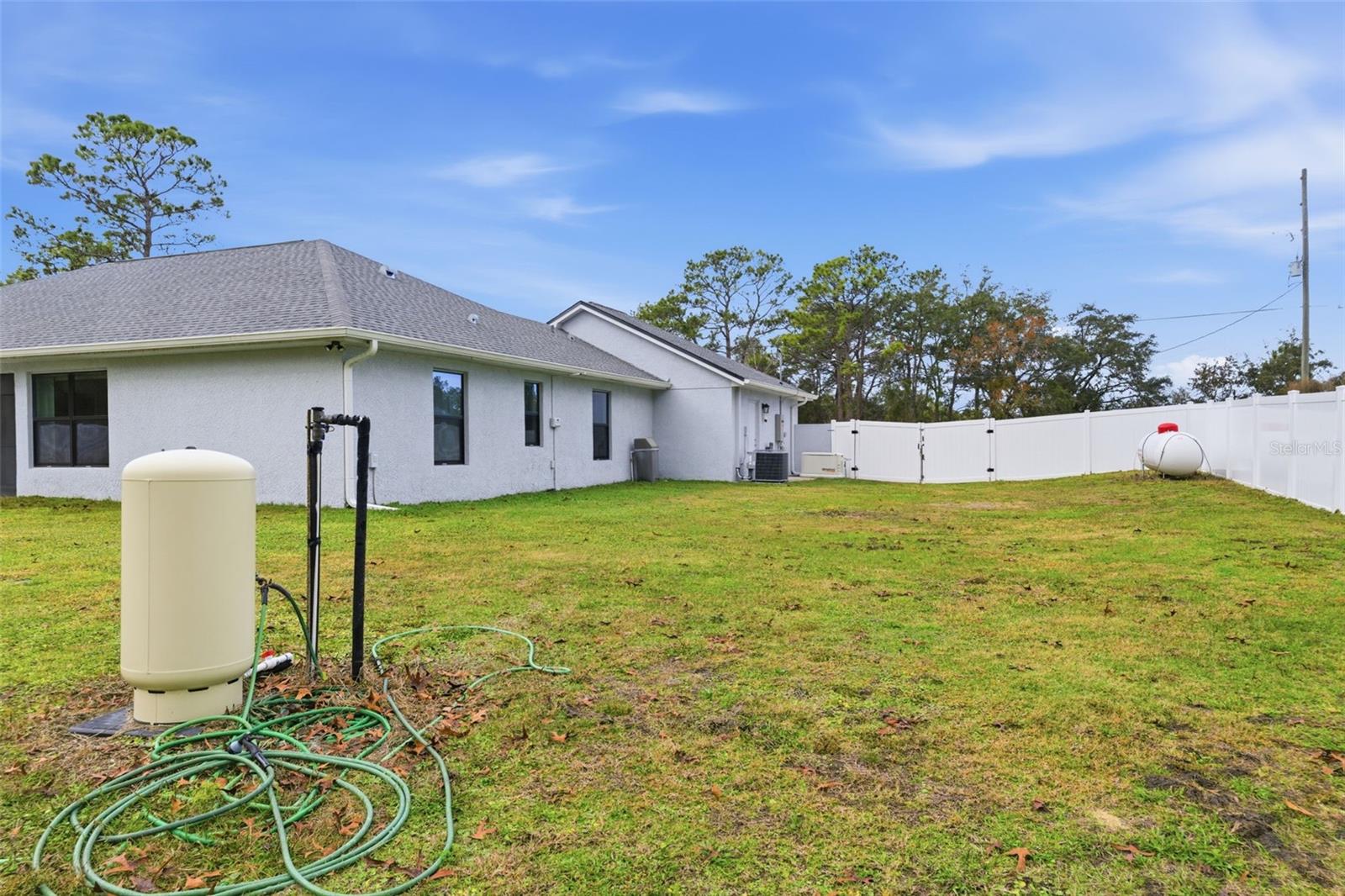 ROYAL HIGHLANDS - Residential