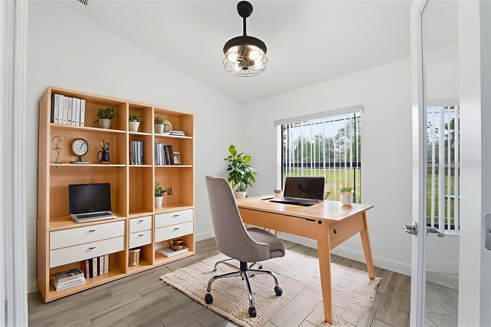 ROYAL HIGHLANDS - Residential