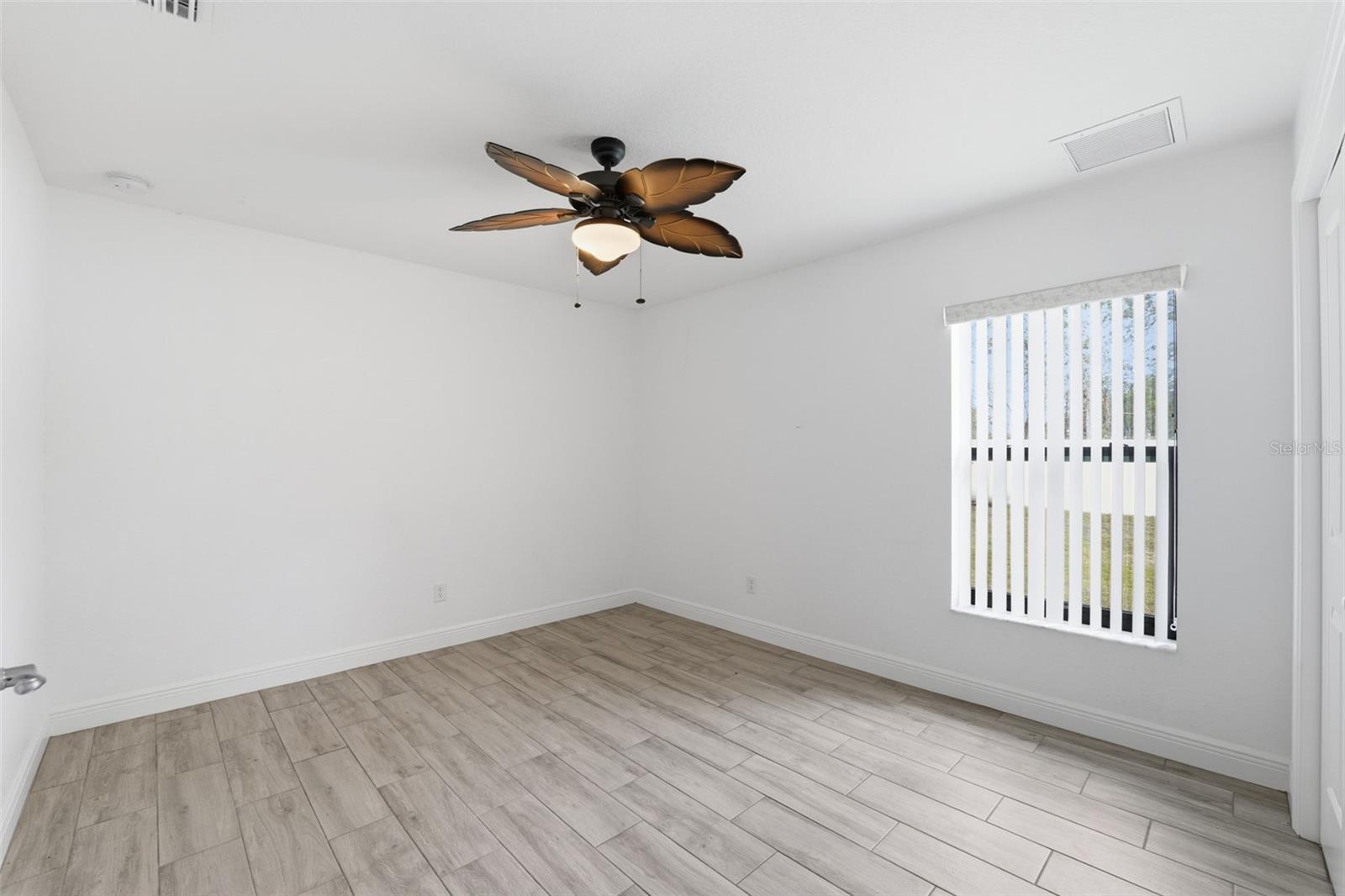 ROYAL HIGHLANDS - Residential