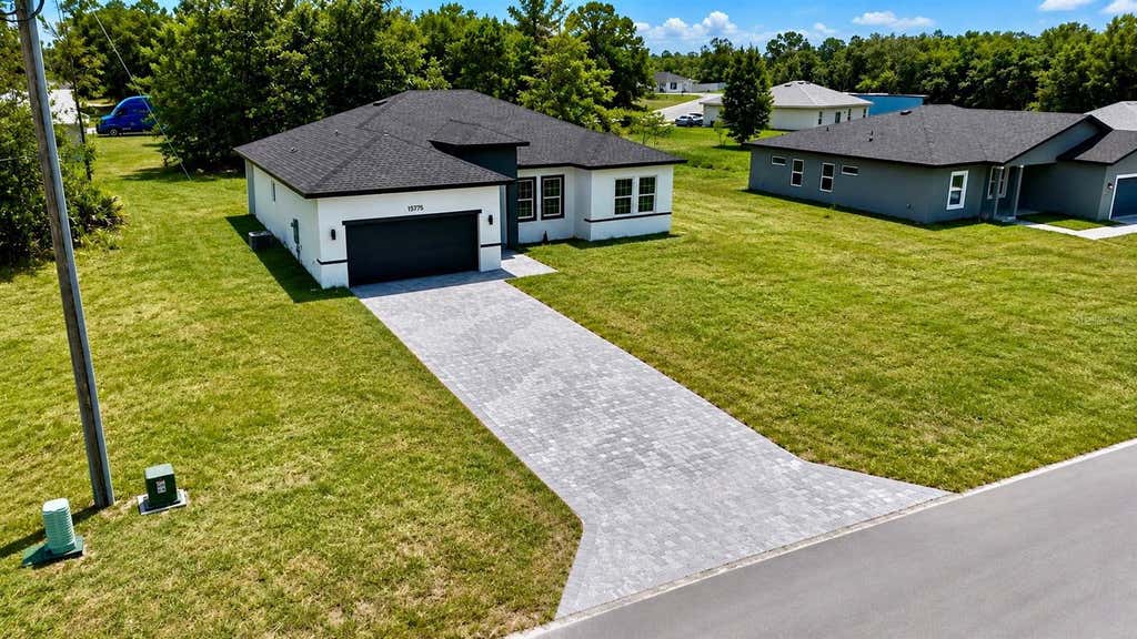 Photo of 15775 SW 59th Avenue Road, Ocala, FL 34473 (MLS # O6418436)