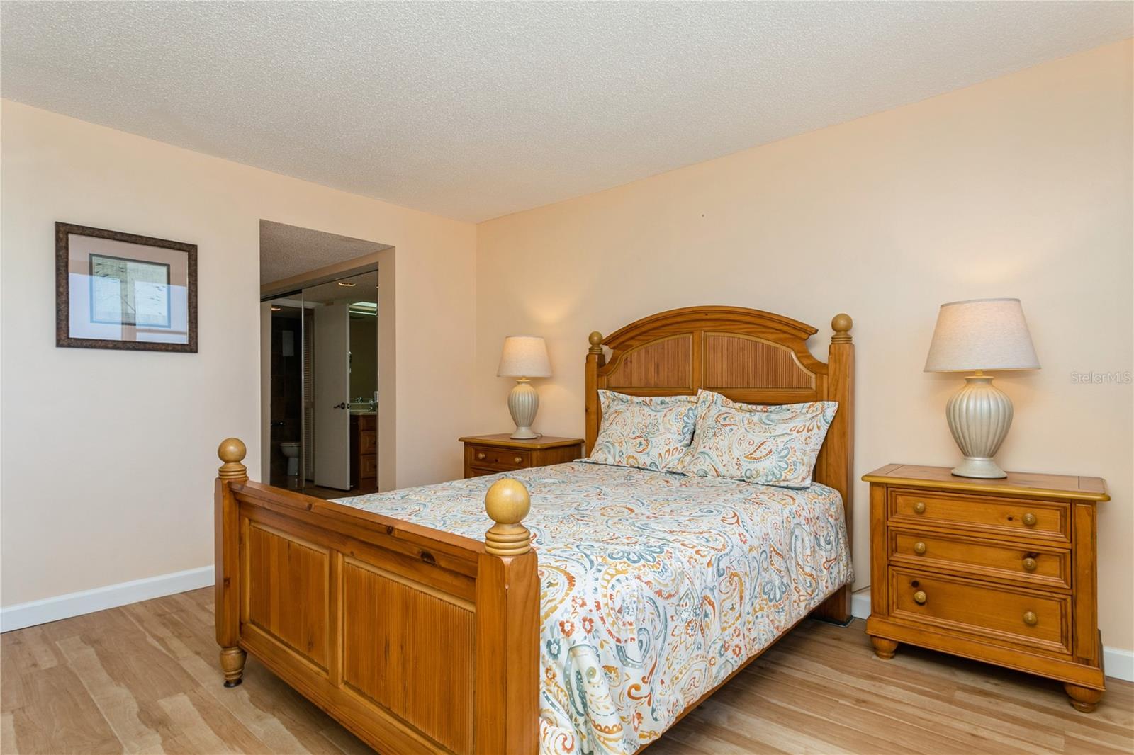 TREASURE ISLAND TENNIS & YACHT CLUB - Residential