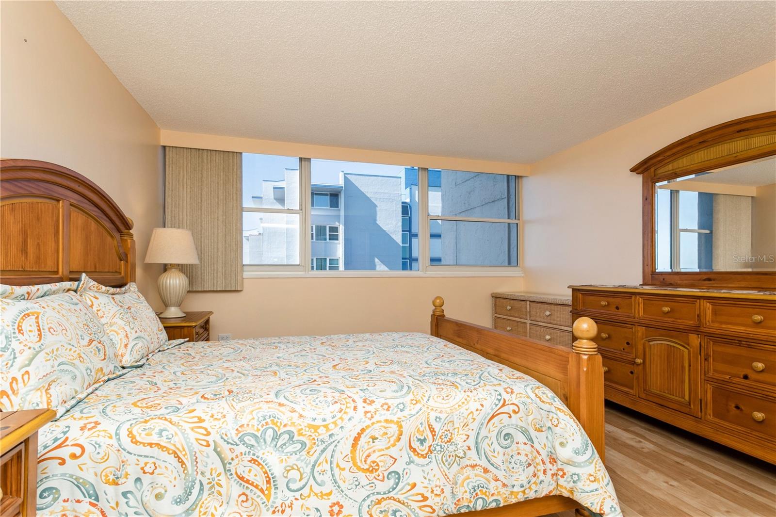 TREASURE ISLAND TENNIS & YACHT CLUB - Residential