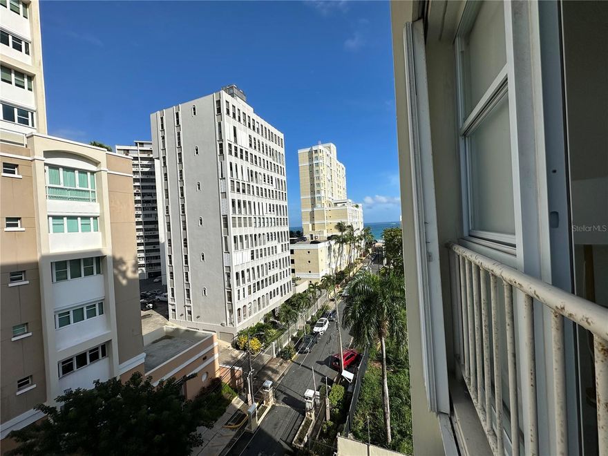 Cond Beach Court, Condado Nice remodeled apartment in Condado just steps to the beach. 1 bedroom-1bathroom, 1pkg, fully furnished and equipped. Completely new apartment ready for move in. Walking distance to restaurants, beach,.. Swimming pool