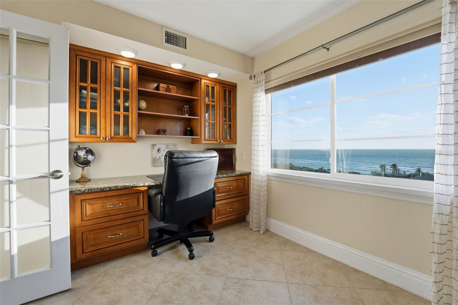 POINTE ON MIDNIGHT PASS - Residential