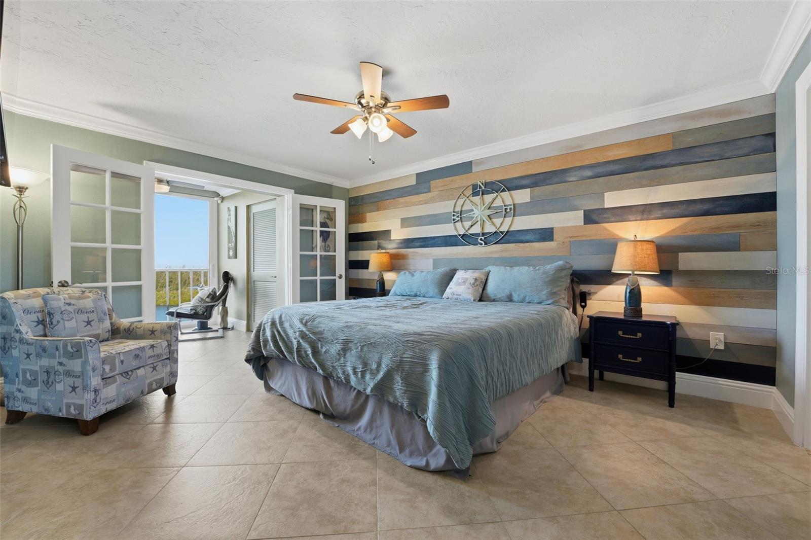 POINTE ON MIDNIGHT PASS - Residential