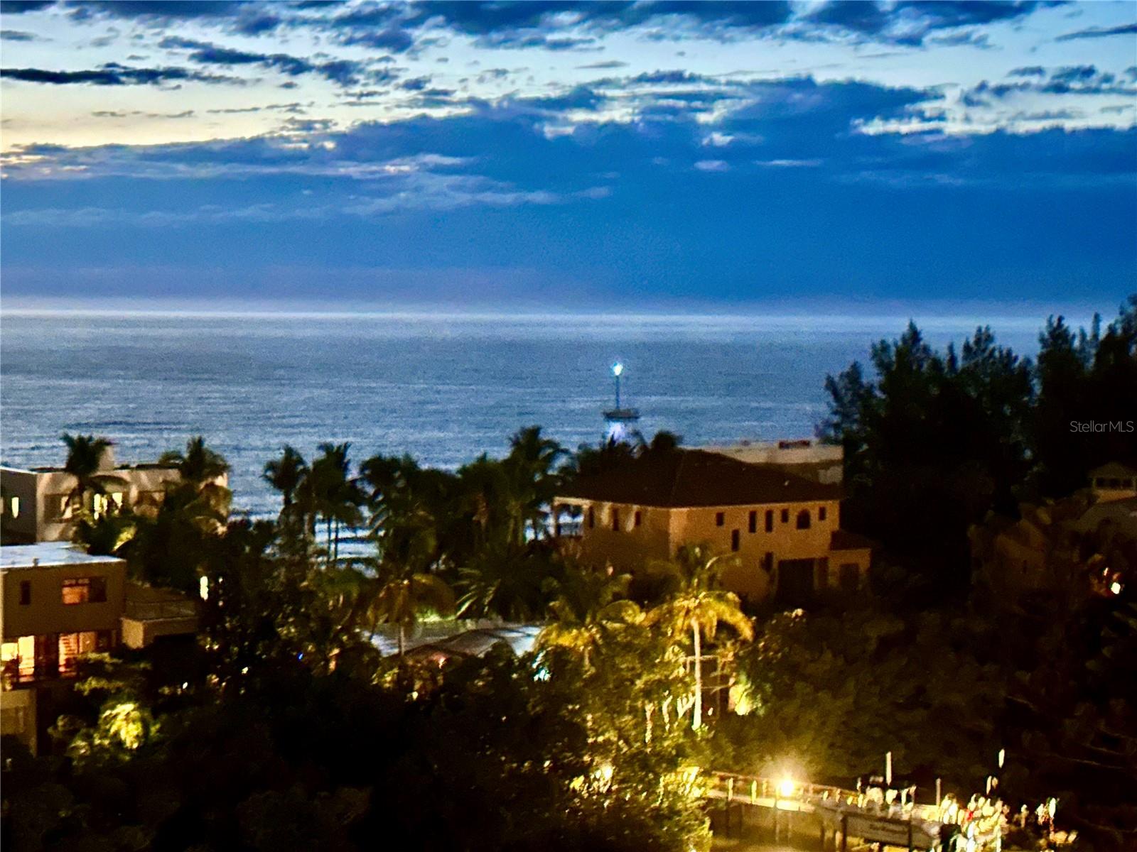 POINTE ON MIDNIGHT PASS - Residential