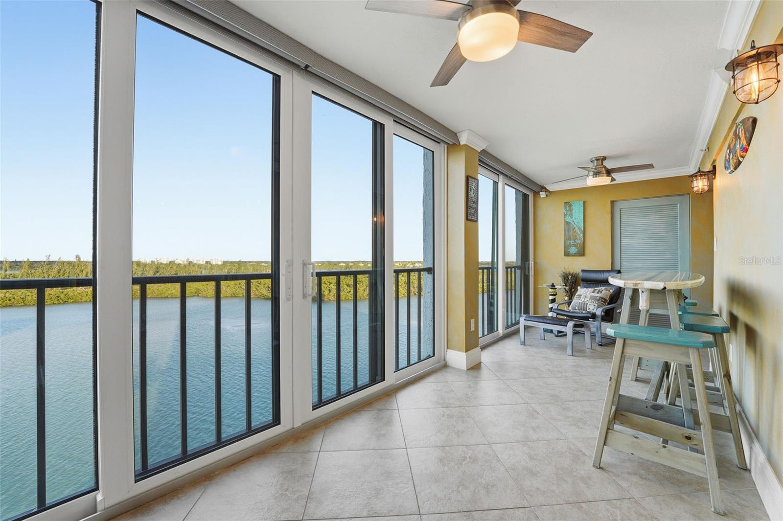 POINTE ON MIDNIGHT PASS - Residential