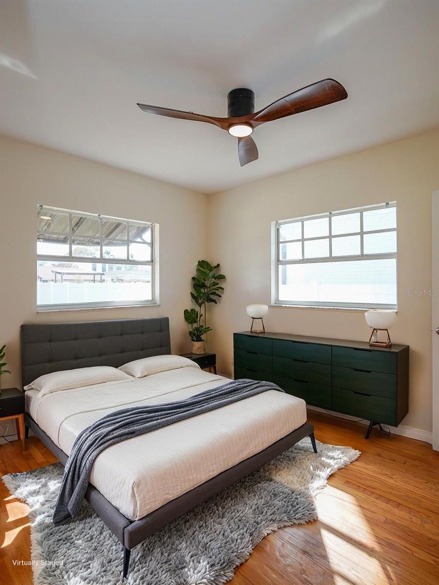 SUBURB ROYAL - Residential Lease