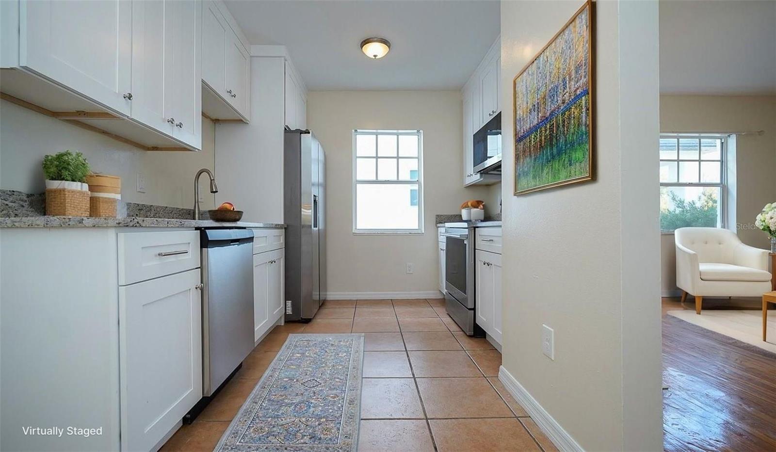 SUBURB ROYAL - Residential Lease