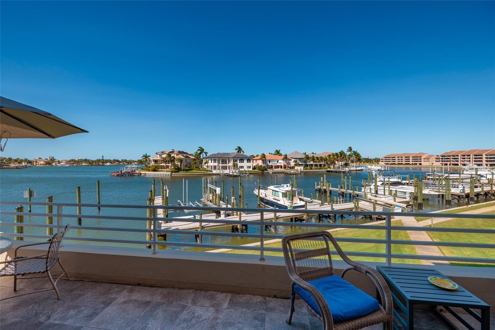 KIPPS COLONY AT PASADENA YACHT/CNTRY CLUB - Residential