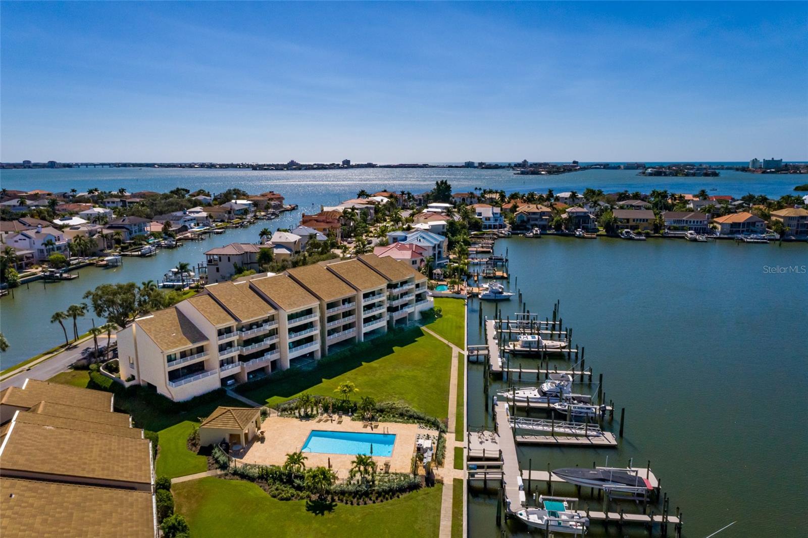 KIPPS COLONY AT PASADENA YACHT/CNTRY CLUB - Residential