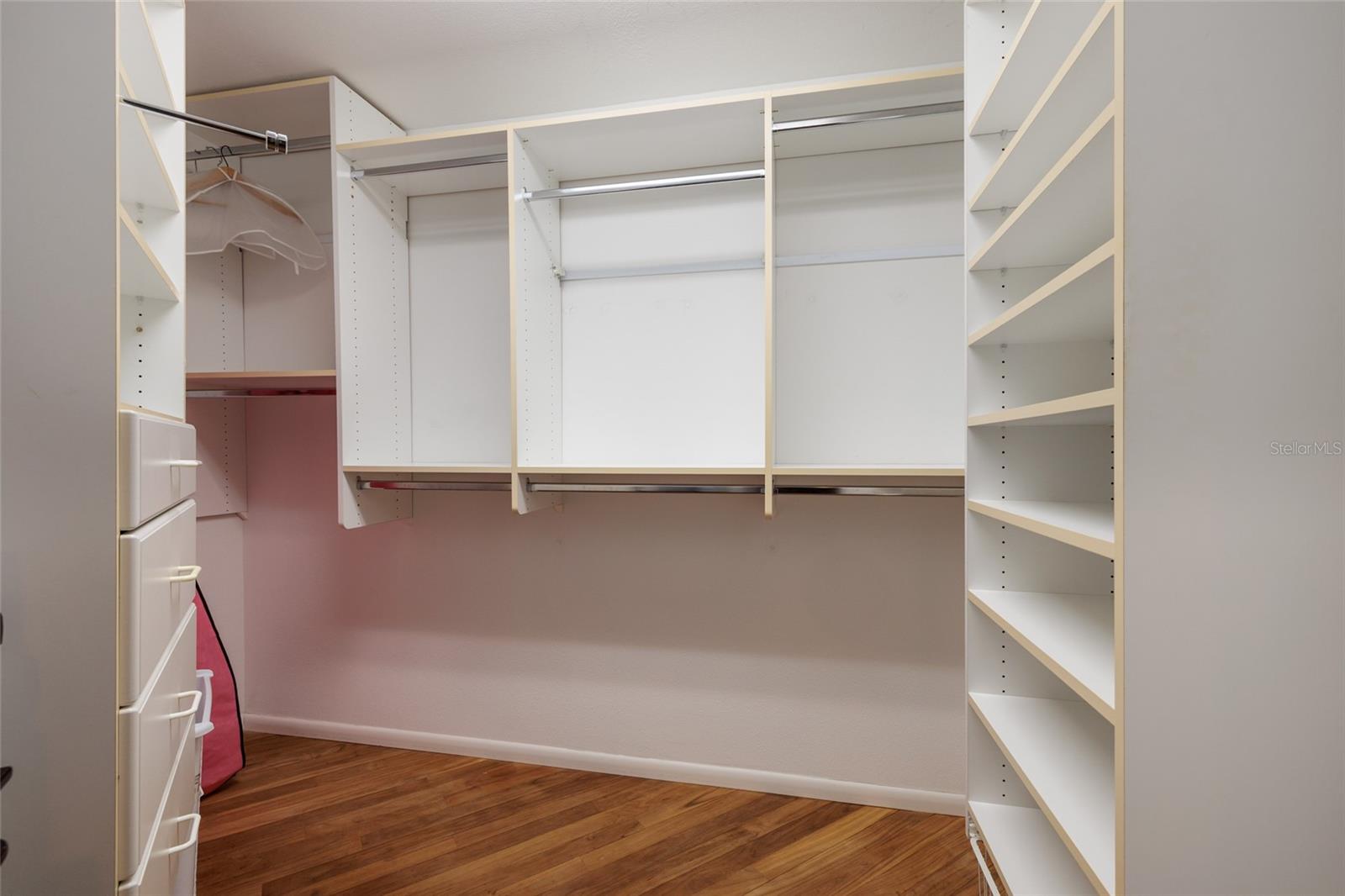 KIPPS COLONY AT PASADENA YACHT/CNTRY CLUB - Residential