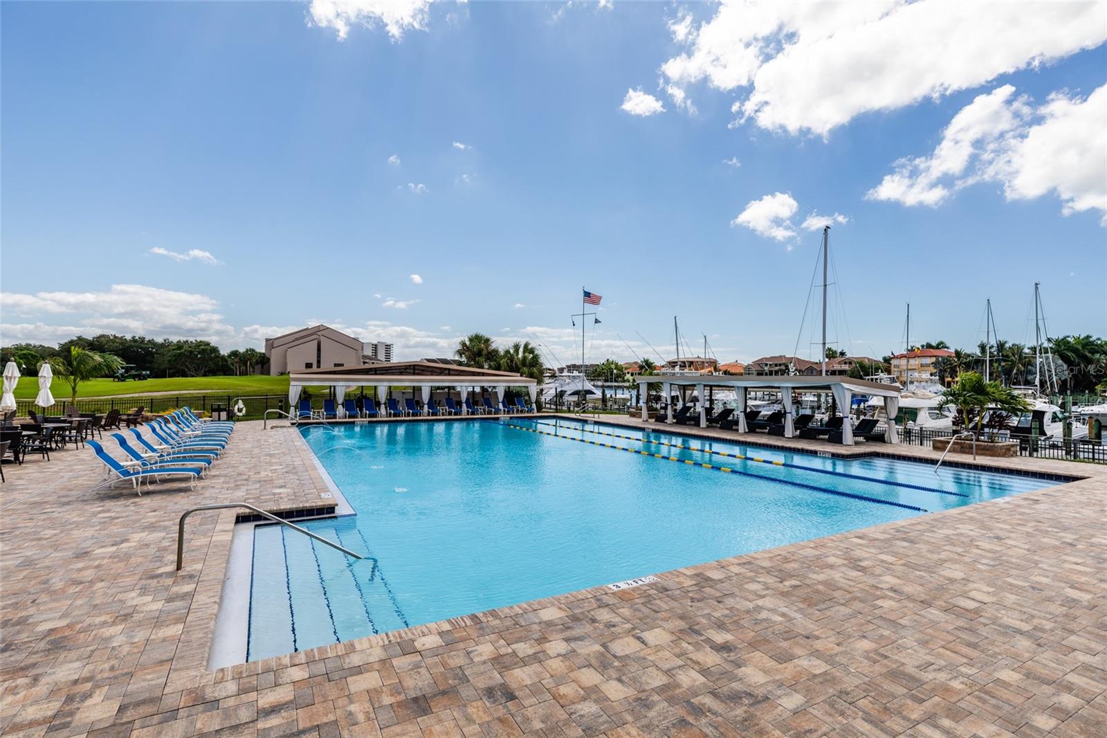 KIPPS COLONY AT PASADENA YACHT/CNTRY CLUB - Residential