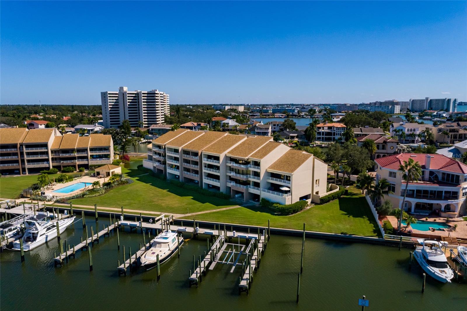 KIPPS COLONY AT PASADENA YACHT/CNTRY CLUB - Residential