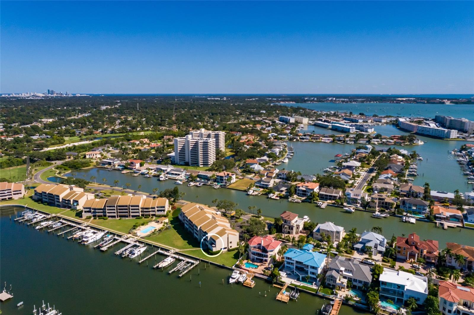 KIPPS COLONY AT PASADENA YACHT/CNTRY CLUB - Residential